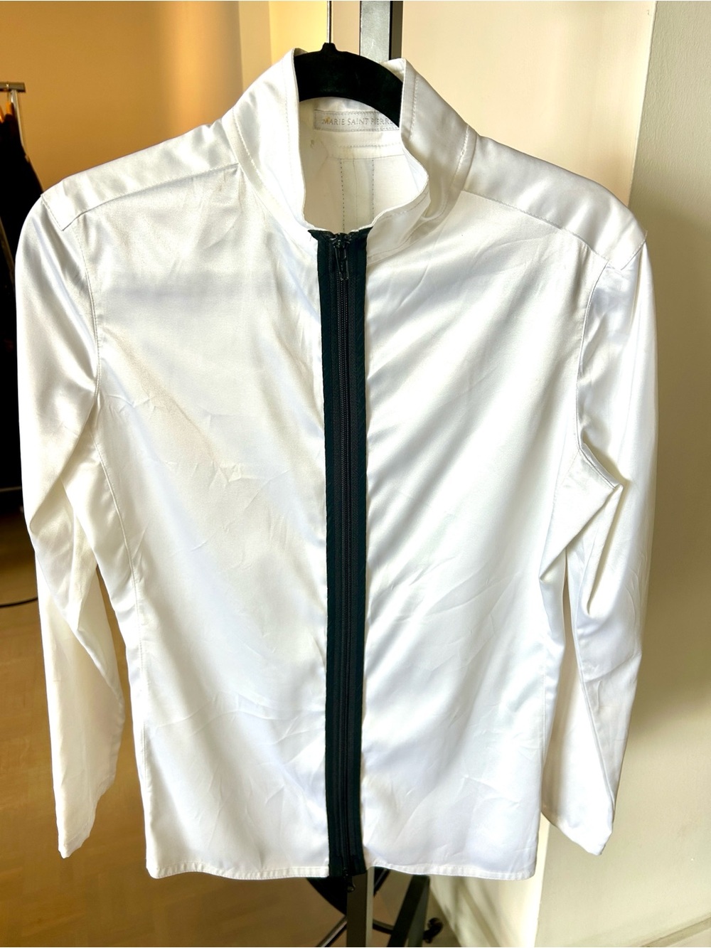 White satin Zip-Front Women's Jacket/Shirt. High quality fabric great fit.